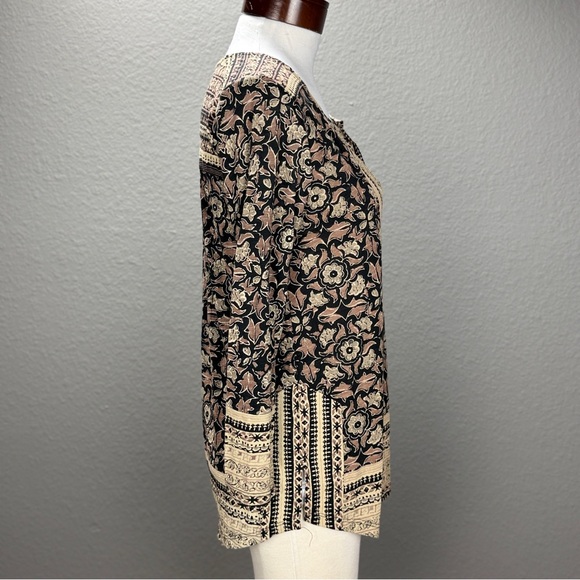 Lucky Brand Black multi notch V-neck  Peasant blouse Sz S Fall Boho chic - Picture 6 of 8